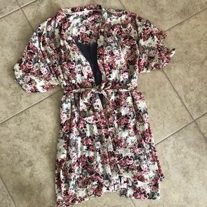 Pink Blush White Floral Maternity/nursing Robe
